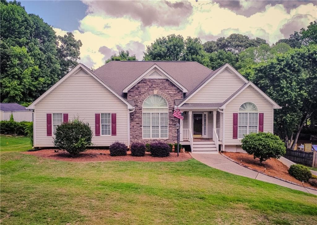 4 bedroom, 2 bathroom, 1,741 sq ft single family residence for sale at 168 Magnolia Drive, Douglasville, GA 30134 — photo 1 of 26