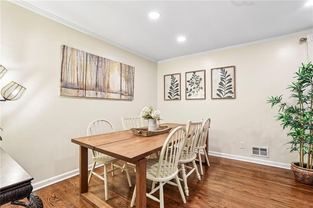 4 bedroom, 3 bathroom, 2,071 sq ft single family residence for sale at 4372 Ashwoody Trail, Atlanta, GA 30319 — photo 7