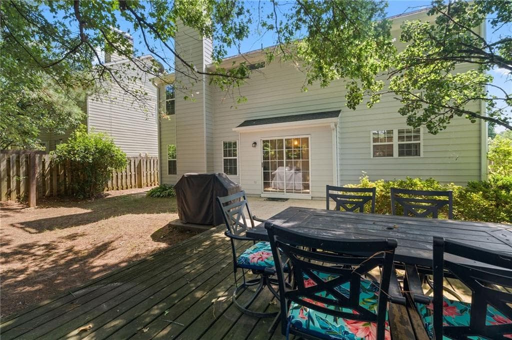 4 bedroom, 3 bathroom, 2,468 sq ft single family residence for sale at 1833 Chasewood Park Drive, Marietta, GA 30066 — photo 6