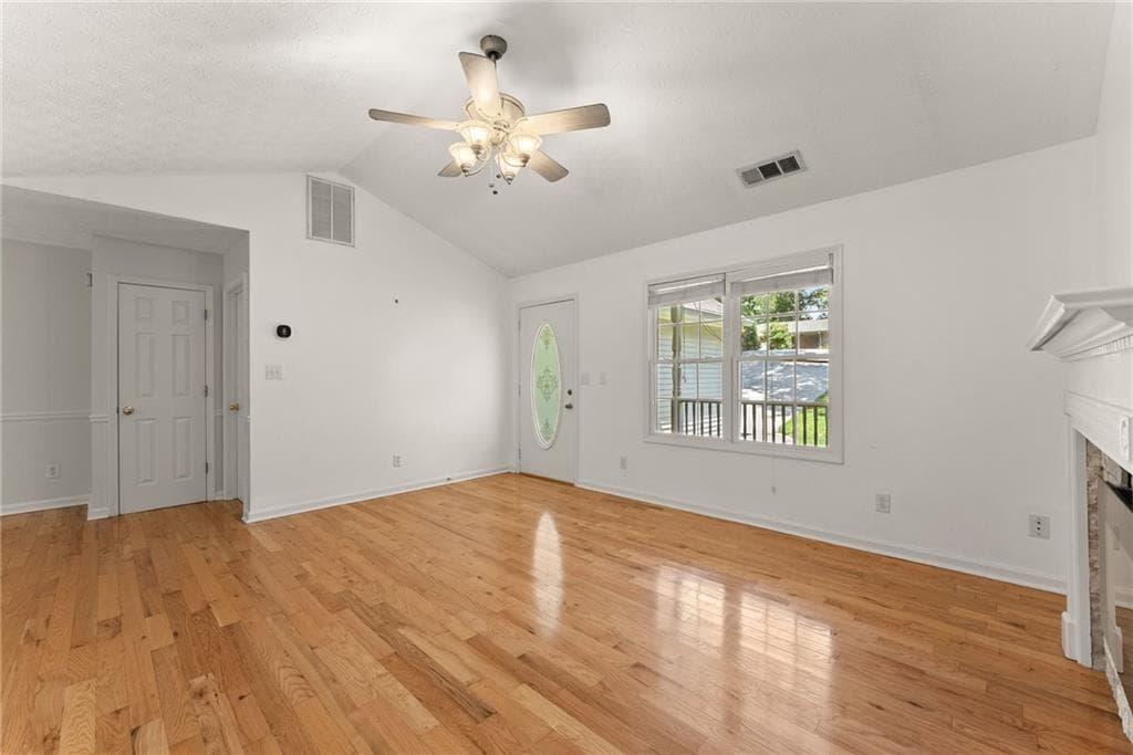 4 bedroom, 3 bathroom, 2,880 sq ft single family residence for sale at 473 Christopher Drive, Gainesville, GA 30501 — photo 10