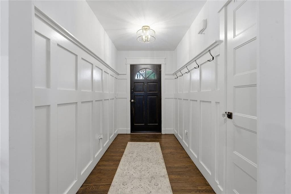 4 bedroom, 3 bathroom, 2,200 sq ft single family residence under contract at 2327 Drew Valley Road, Brookhaven, GA 30319 — photo 5