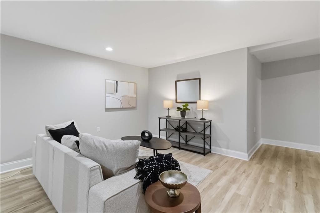 3 bedroom, 2 bathroom, 1,782 sq ft single family residence for sale at 2154 Plaster Road, Atlanta, GA 30345 — photo 10