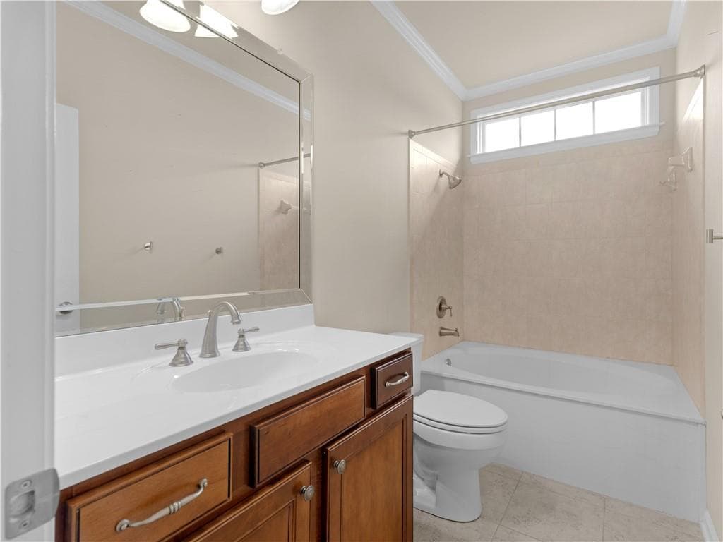 3 bedroom, 2 bathroom, 2,213 sq ft single family residence for sale at 1136 Pebble Creek Lane, Locust Grove, GA 30248 — photo 9