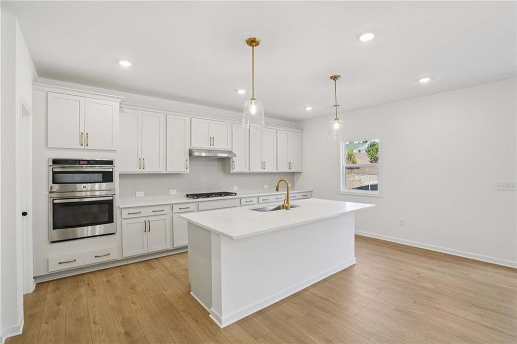5 bedroom, 4 bathroom, 3,358 sq ft single family residence under contract at 6265 Kismet Road, Buford, GA 30518 — photo 7