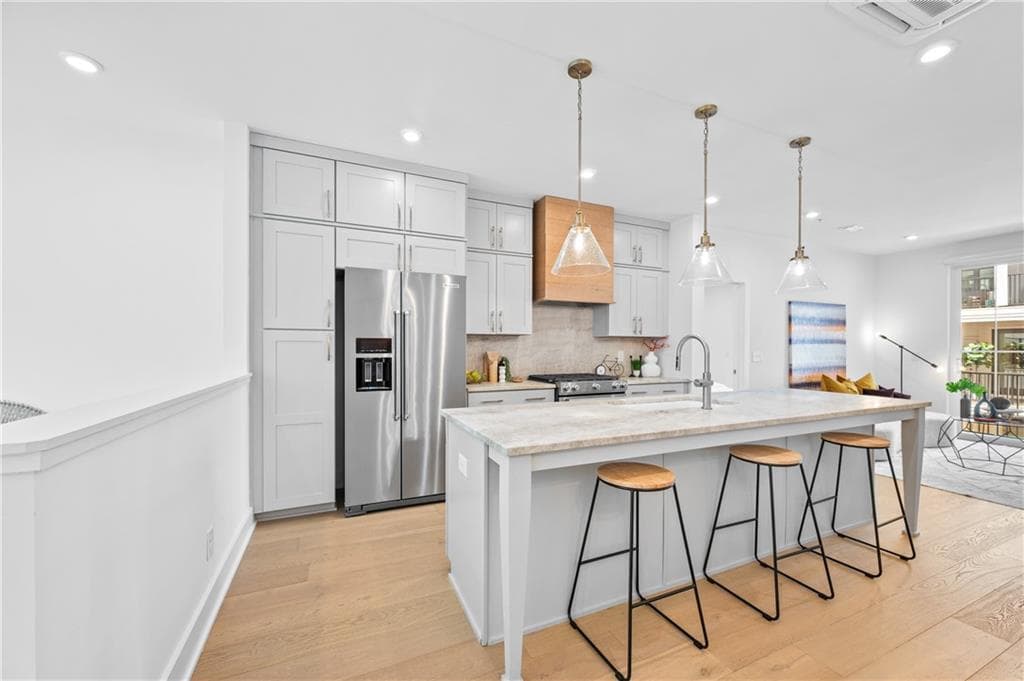 2 bedroom, 2 bathroom, 1,122 sq ft condominium for sale at 230 New Street 2105, Decatur, GA 30030 — photo 7