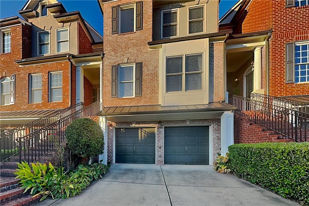 3 bedroom, 4 bathroom, 3,375 sq ft townhouse for rent at 3008 Montclair Circle 62, Smyrna, GA 30080 for $3,645 a month — photo 2