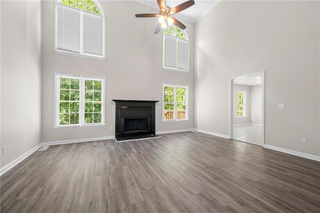 4 bedroom, 3 bathroom, 2,416 sq ft single family residence for sale at 5723 Garden Walk, Flowery Branch, GA 30542 — photo 3