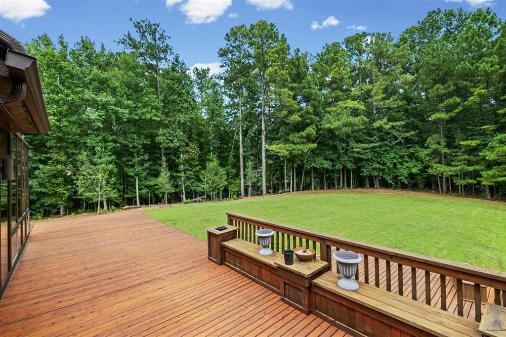 7 bedroom, 5 bathroom, 3,373 sq ft single family residence for sale at 2320 Kitfox Circle, Cumming, GA 30041 — photo 6