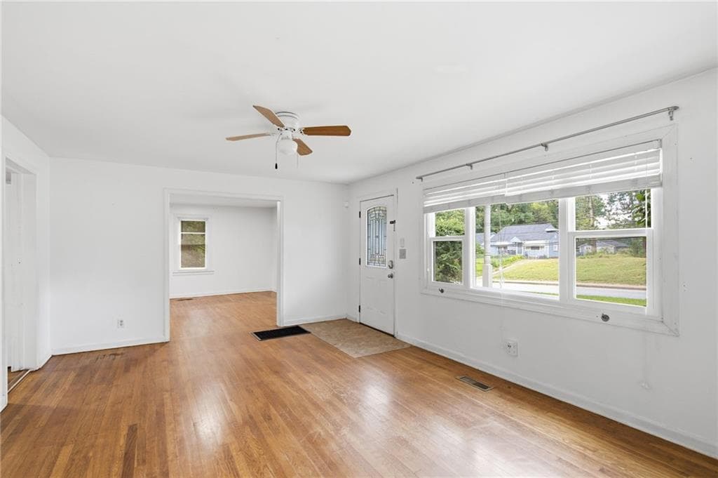 4 bedroom, 2 bathroom, 1,485 sq ft single family residence for sale at 37 Claire Drive, Atlanta, GA 30315 — photo 2