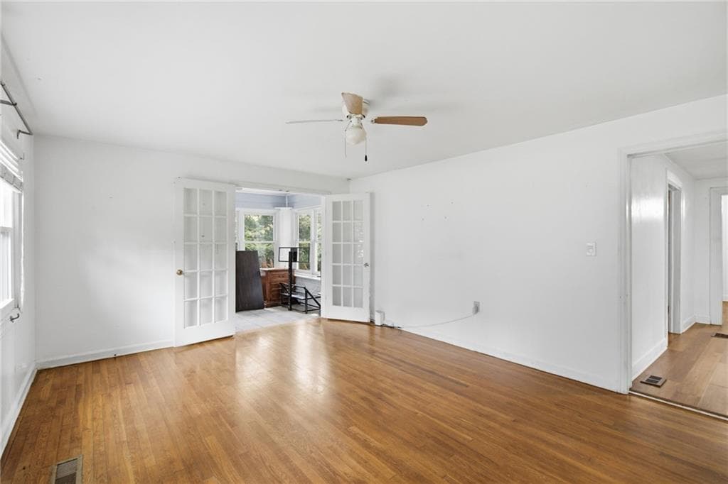 4 bedroom, 2 bathroom, 1,485 sq ft single family residence for sale at 37 Claire Drive, Atlanta, GA 30315 — photo 3
