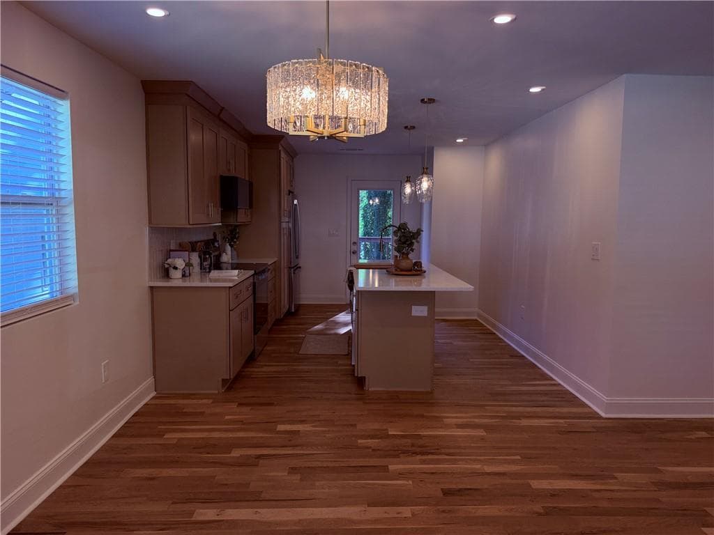 3 bedroom, 2 bathroom, 1,026 sq ft single family residence for sale at 2160 Castlewood Street, East Point, GA 30344 — photo 4