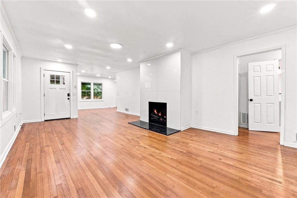 3 bedroom, 2 bathroom, 1,727 sq ft single family residence for sale at 1382 Childress Drive, Atlanta, GA 30311 — photo 5