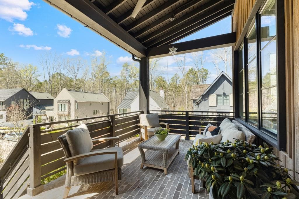 5 bedroom, 5 bathroom, 4,000 sq ft single family residence for sale at 304 Mado Lane, Chattahoochee Hills, GA 30268 — photo 4