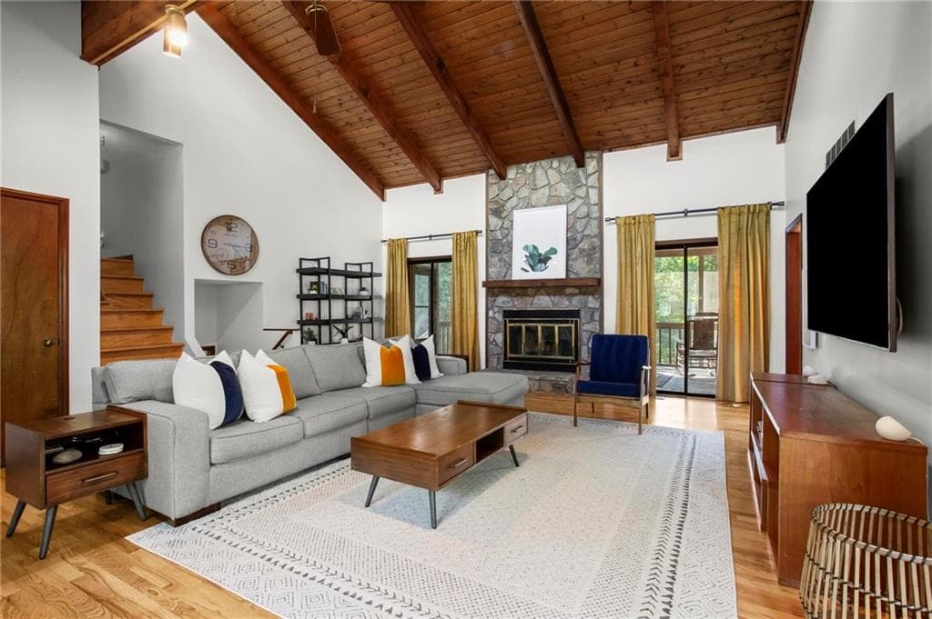4 bedroom, 3 bathroom, 2,925 sq ft single family residence under contract at 1563 Sandpoint Drive, Roswell, GA 30075 — photo 5