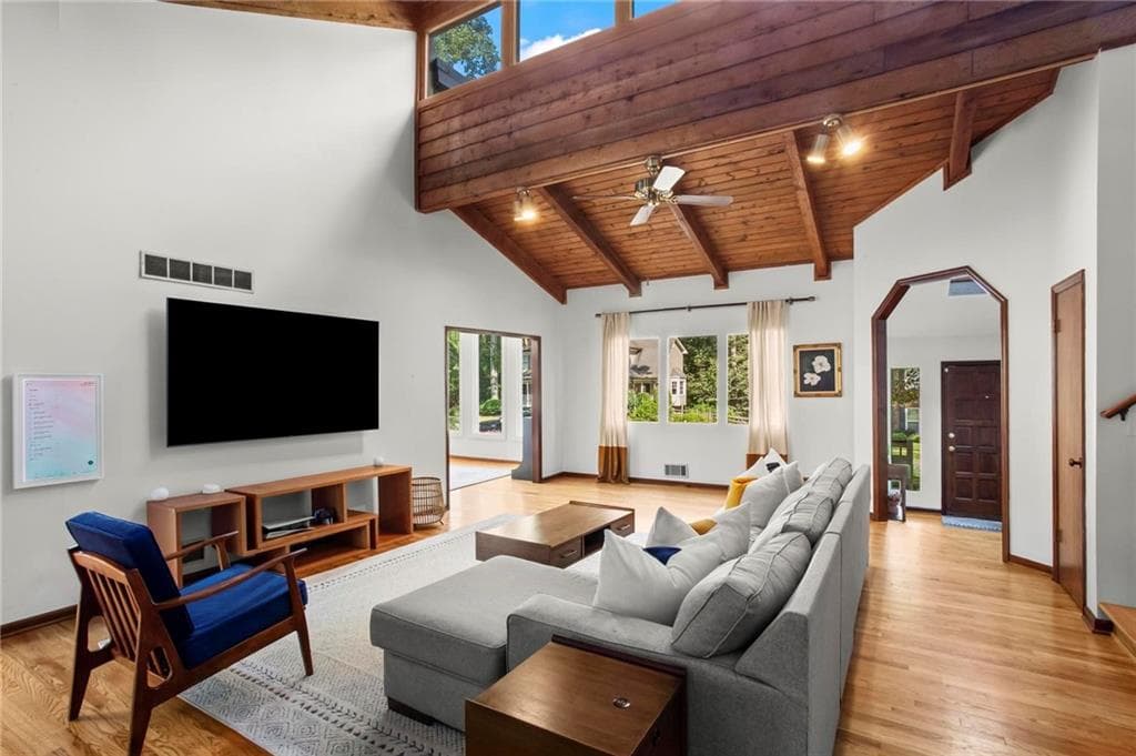 4 bedroom, 3 bathroom, 2,925 sq ft single family residence under contract at 1563 Sandpoint Drive, Roswell, GA 30075 — photo 7