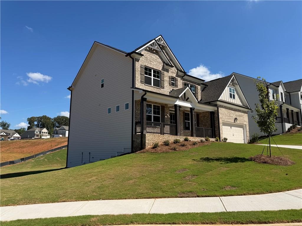 5 bedroom, 4 bathroom, 3,445 sq ft single family residence for sale at 1096 Hawkins Creek Drive, Jefferson, GA 30549 — photo 2