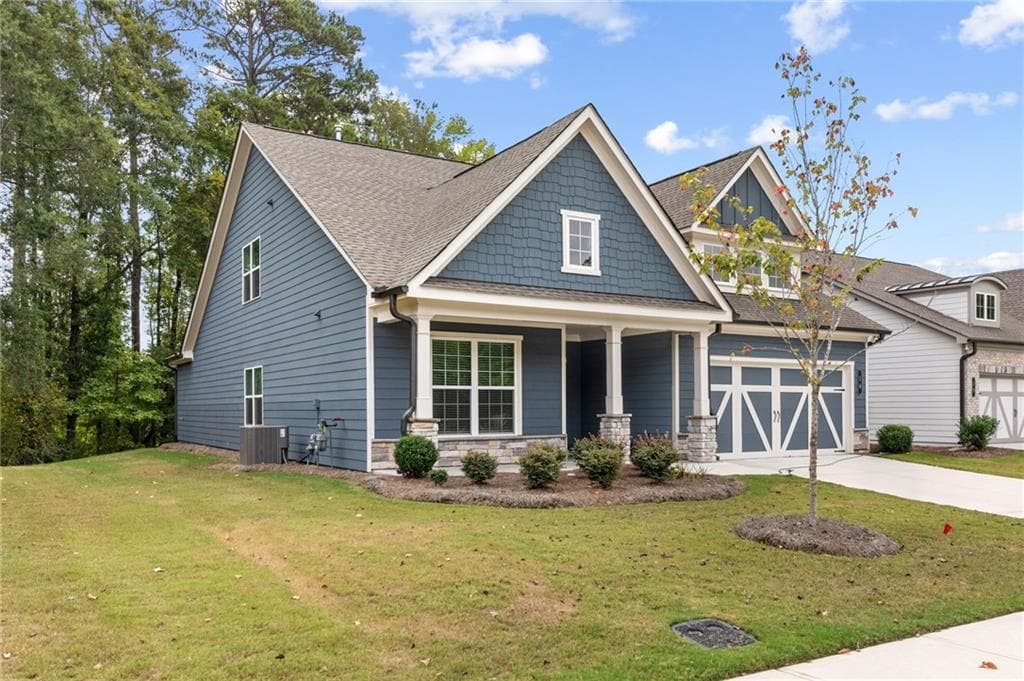 3 bedroom, 4 bathroom, 2,561 sq ft single family residence for sale at 14 Candleberry Way, Sharpsburg, GA 30277 — photo 2