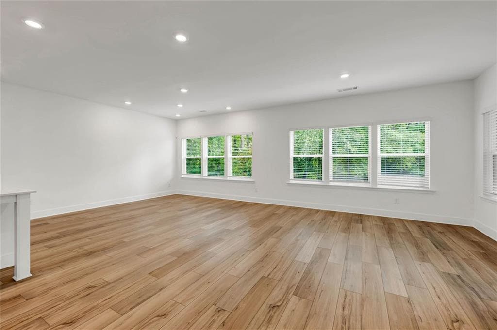 3 bedroom, 4 bathroom, 2,561 sq ft single family residence for sale at 14 Candleberry Way, Sharpsburg, GA 30277 — photo 7