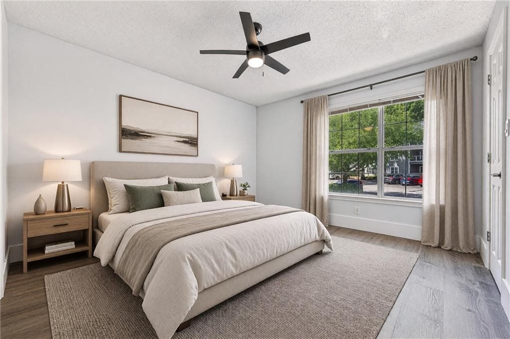 3 bedroom, 2 bathroom, 1,260 sq ft condominium for sale at 7207 Santa Fe Parkway, Sandy Springs, GA 30350 — photo 9