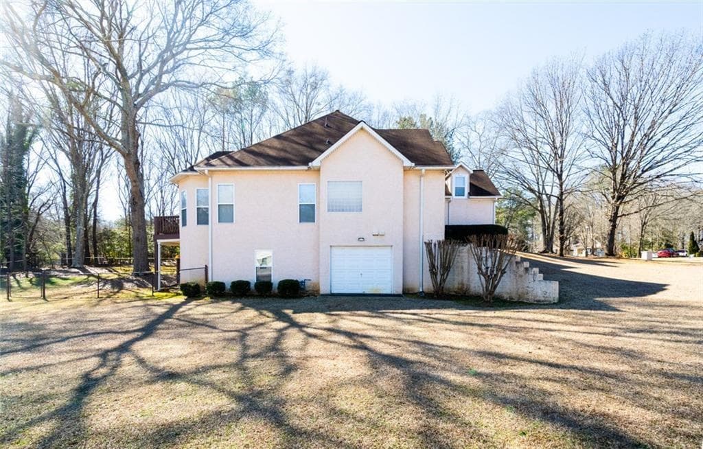 5 bedroom, 4 bathroom, 2,411 sq ft single family residence under contract at 120 Warren Way, Fayetteville, GA 30215 — photo 3