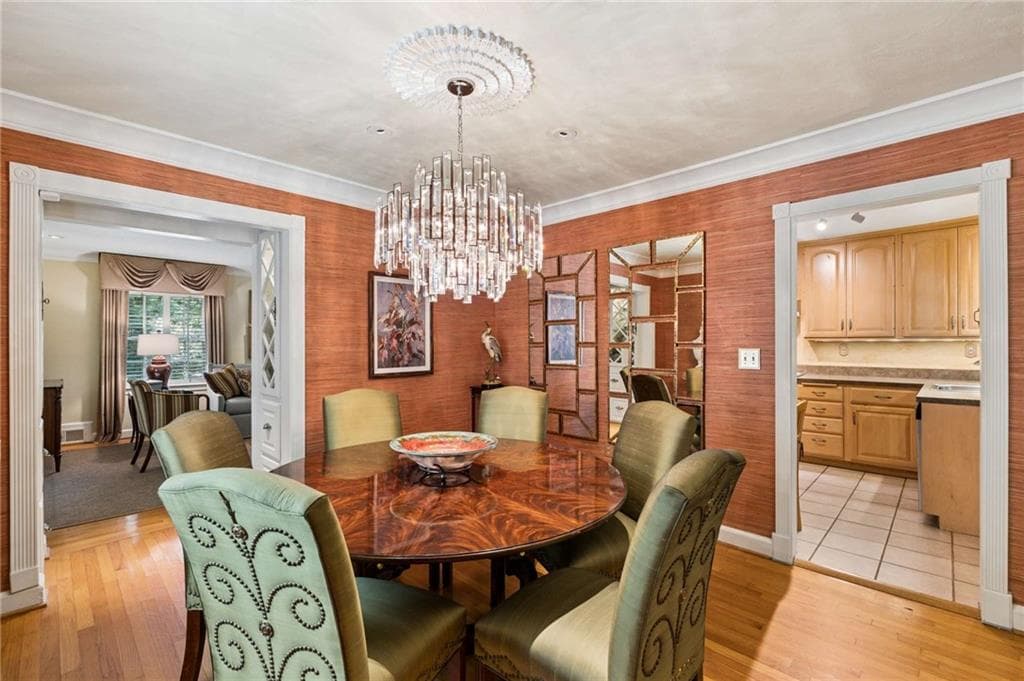 3 bedroom, 2 bathroom, 2,393 sq ft single family residence under contract at 1158 Beech Haven Road, Atlanta, GA 30324 — photo 9