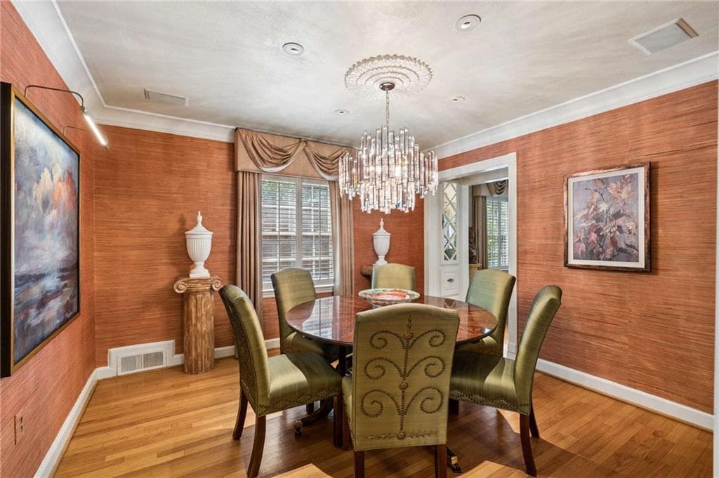 3 bedroom, 2 bathroom, 2,393 sq ft single family residence under contract at 1158 Beech Haven Road, Atlanta, GA 30324 — photo 10