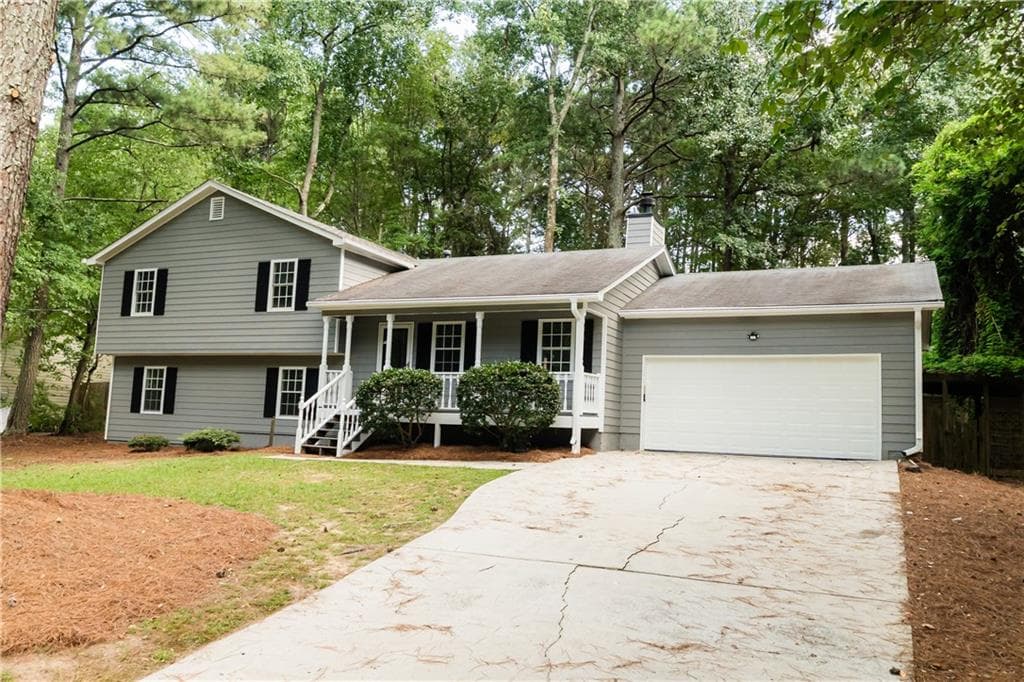 4 bedroom, 2 bathroom, 2,216 sq ft single family residence for sale at 2340 Rockwell Drive, Buford, GA 30519 — photo 5