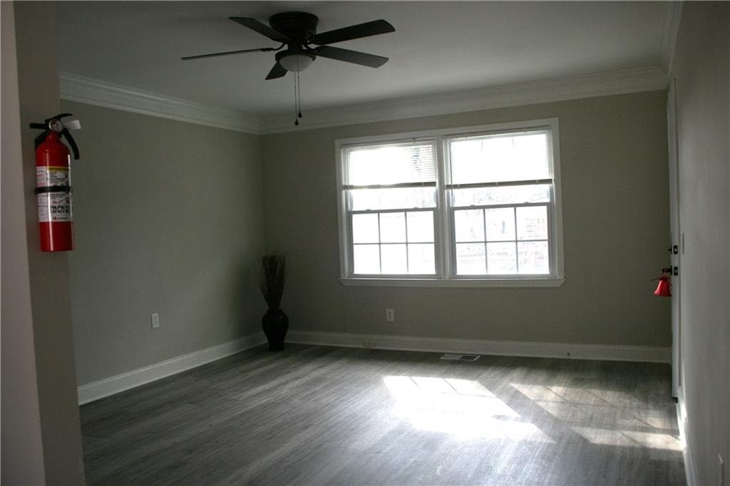 duplex under contract at 118 N Woodland Drive, Atlanta, GA 30340 — photo 7