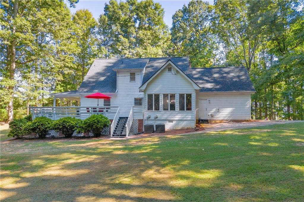 4 bedroom, 2 bathroom, 2,639 sq ft single family residence for sale at 918 Brockton Loop, Jefferson, GA 30549 — photo 9