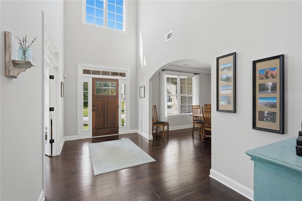6 bedroom, 5 bathroom, 5,272 sq ft single family residence for sale at 3055 Annapolis Way, Cumming, GA 30041 — photo 8