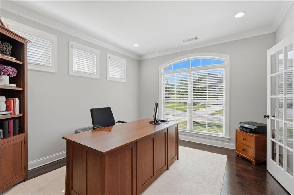 6 bedroom, 5 bathroom, 5,272 sq ft single family residence for sale at 3055 Annapolis Way, Cumming, GA 30041 — photo 10