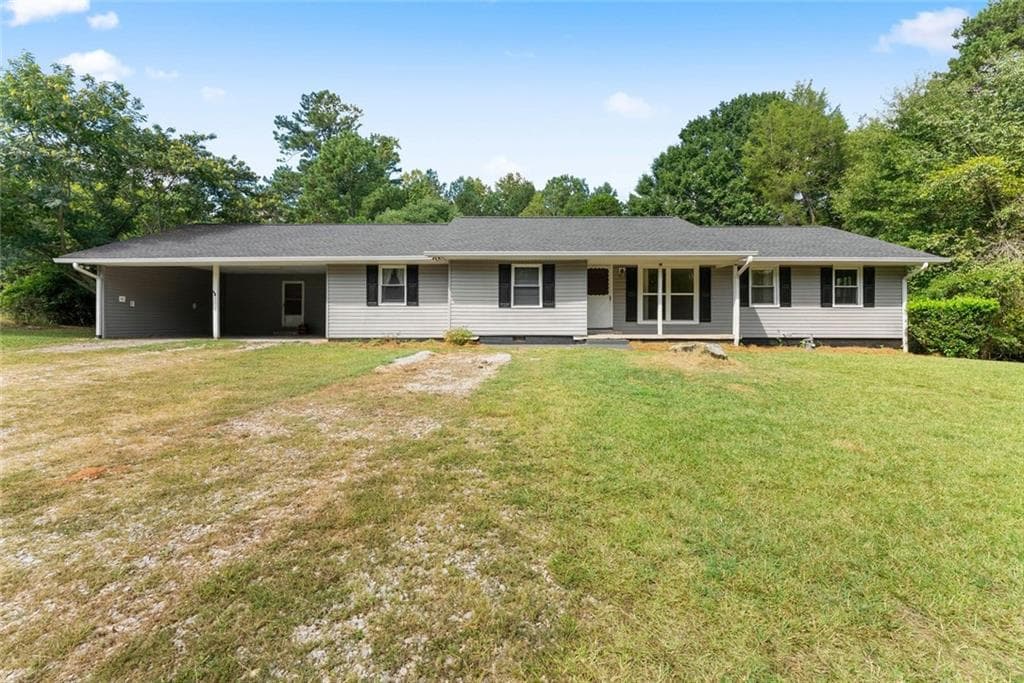 4 bedroom, 2 bathroom, 1,863 sq ft single family residence for sale at 5626 Cool Springs Road, Gainesville, GA 30506 — photo 2