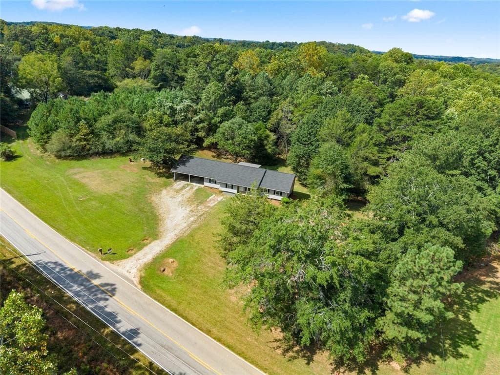 4 bedroom, 2 bathroom, 1,863 sq ft single family residence for sale at 5626 Cool Springs Road, Gainesville, GA 30506 — photo 10