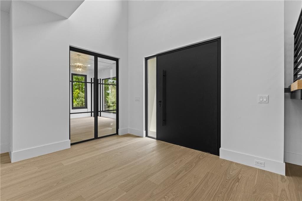 5 bedroom, 6 bathroom, 6,430 sq ft single family residence for sale at 92 Whitehead Road, Sugar Hill, GA 30518 — photo 9