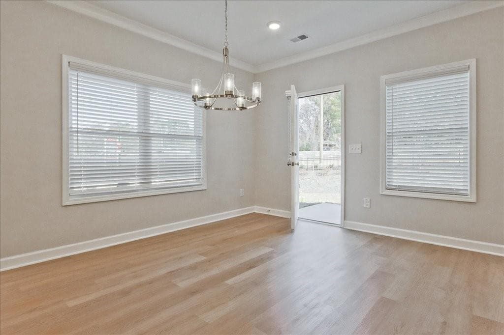 3 bedroom, 3 bathroom, 1,805 sq ft townhouse for sale at 686 Sunstone Lane, Lawrenceville, GA 30043 — photo 8