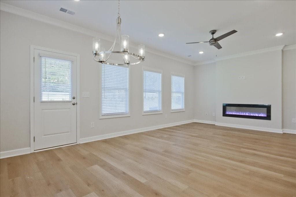 3 bedroom, 3 bathroom, 1,805 sq ft townhouse for sale at 686 Sunstone Lane, Lawrenceville, GA 30043 — photo 10