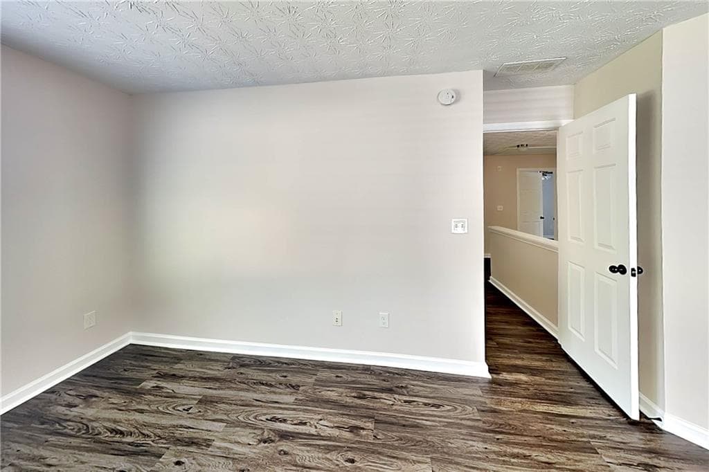 4 bedroom, 3 bathroom, 2,082 sq ft single family residence for rent at 34 Belmont Park Drive, Newnan, GA 30263 for $2,000 a month — photo 8