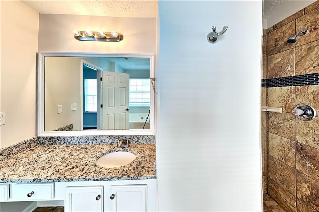 4 bedroom, 3 bathroom, 2,082 sq ft single family residence for rent at 34 Belmont Park Drive, Newnan, GA 30263 for $2,000 a month — photo 10