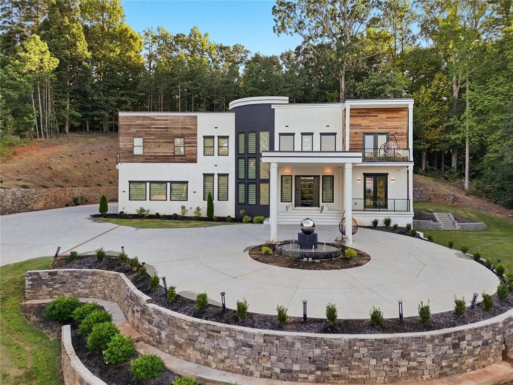 5 bedroom, 6 bathroom, 8,166 sq ft single family residence for sale at 1612 Mountain Shadow Trail, Stone Mountain, GA 30087 — photo 4