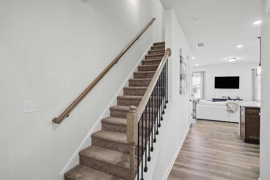 3 bedroom, 3 bathroom, 1,944 sq ft single family residence for sale at 620 Blaven Street, Cartersville, GA 30121 — photo 6