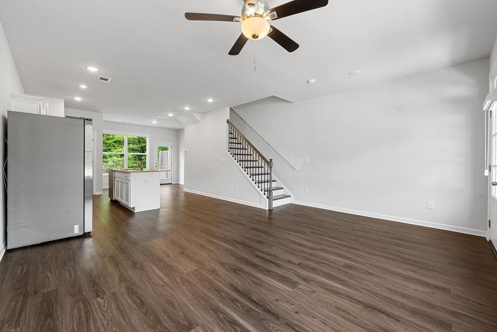2 bedroom, 3 bathroom, 1,296 sq ft townhouse for rent at 485 Collins Industrial Way, Lawrenceville, GA 30043 for $1,800 a month — photo 6