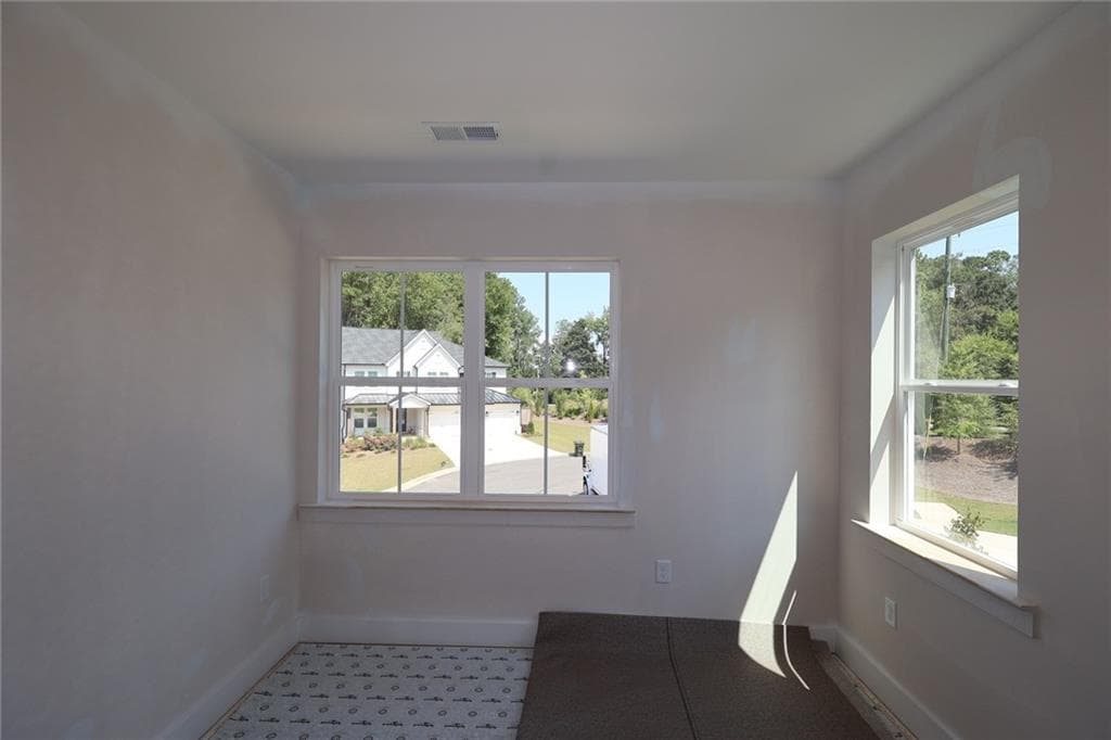 5 bedroom, 5 bathroom, 3,144 sq ft single family residence for sale at 4820 Briscoe Drive, Cumming, GA 30028 — photo 6