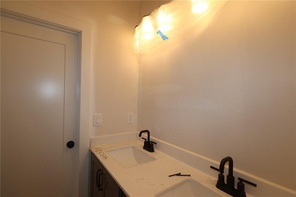 5 bedroom, 5 bathroom, 3,144 sq ft single family residence for sale at 4820 Briscoe Drive, Cumming, GA 30028 — photo 9