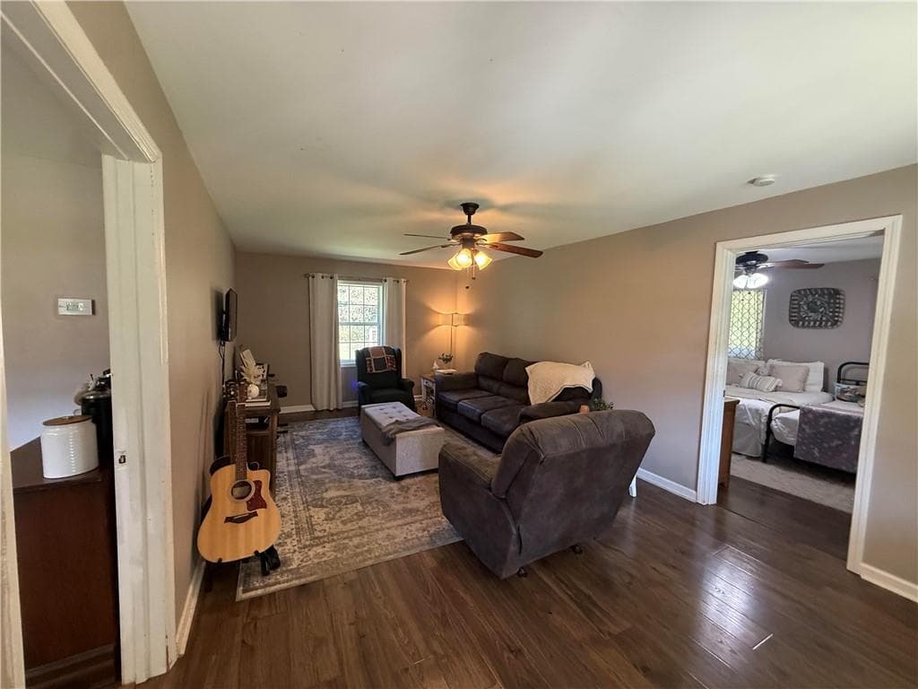 3 bedroom, 2 bathroom, 1,182 sq ft single family residence for sale at 322 Cook Road, Resaca, GA 30735 — photo 7