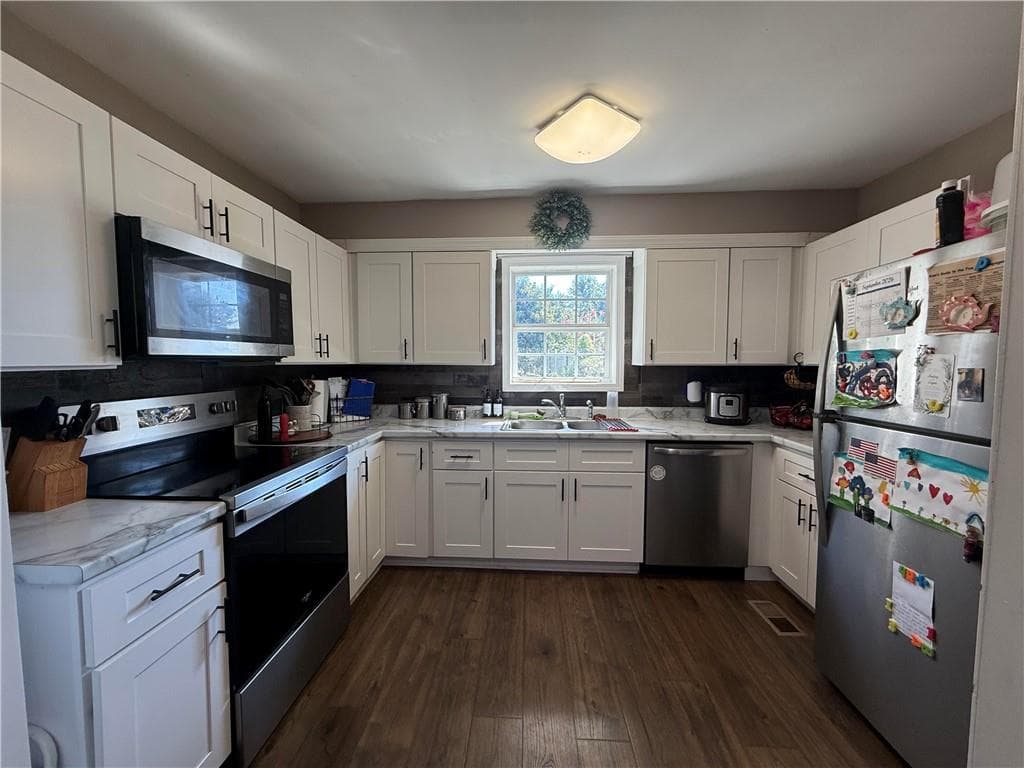 3 bedroom, 2 bathroom, 1,182 sq ft single family residence for sale at 322 Cook Road, Resaca, GA 30735 — photo 8