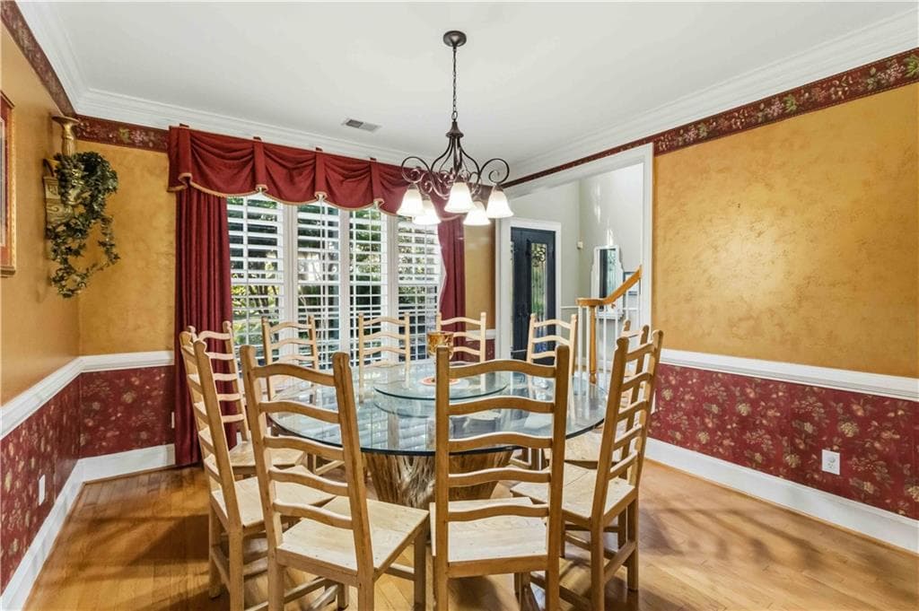 5 bedroom, 4 bathroom, 3,430 sq ft single family residence under contract at 2223 Austin Lake Drive, Smyrna, GA 30082 — photo 8