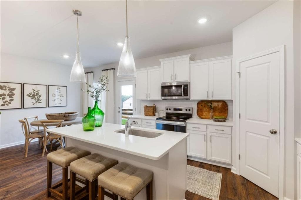 3 bedroom, 3 bathroom, 1,736 sq ft townhouse for sale at 349 Yukon Drive 54, Conyers, GA 30094 — photo 7