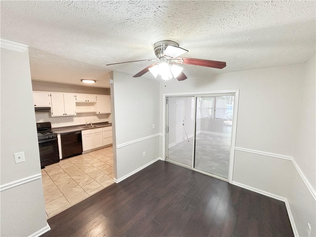2 bedroom, 2 bathroom, 1,468 sq ft townhouse for rent at 2251 Salt Springs Place, Austell, GA 30168 for $1,450 a month — photo 10