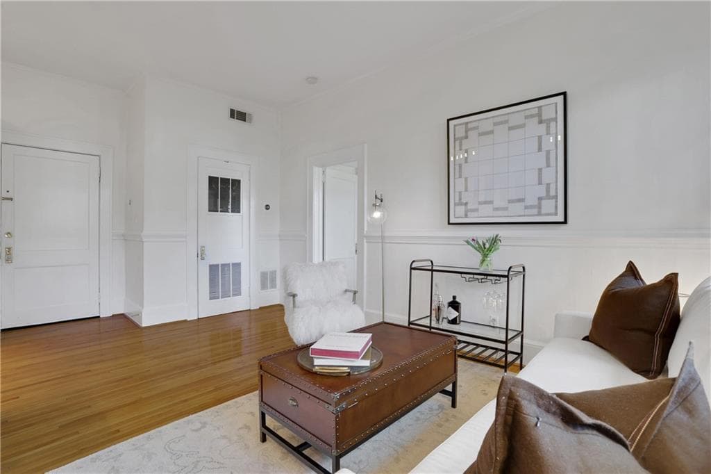 1 bedroom, 1 bathroom, 600 sq ft condominium for sale at 1350 N Morningside Drive 13, Atlanta, GA 30306 — photo 10