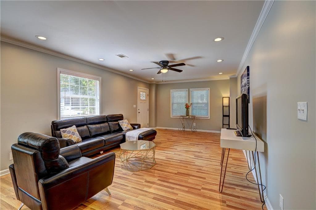 3 bedroom, 2 bathroom, 141 sq ft single family residence for rent at 25 Mildred Place, Atlanta, GA 30318 for $2,400 a month — photo 6